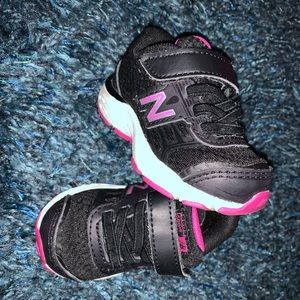 New balance size 3 toddler